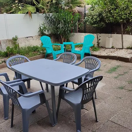 شقة T2 Rdc Avec Jardin, Cap D'agde, Secteur Falaise, 100 M Plage, Clim, Wifi, Parking *
