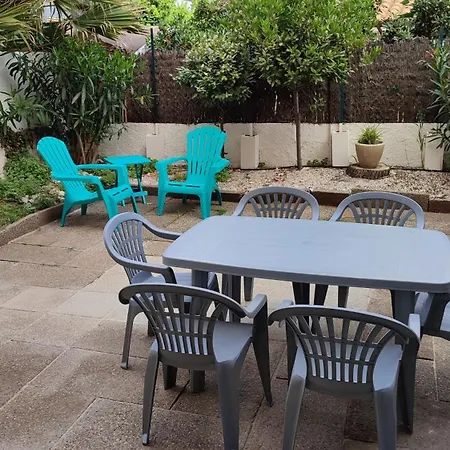 T2 Rdc Avec Jardin, Cap D'agde, Secteur Falaise, 100 M Plage, Clim, Wifi, Parking شقة