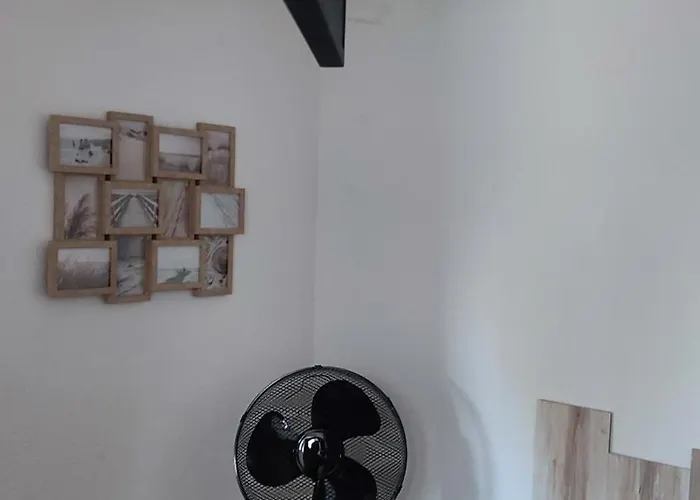 T2 Rdc Avec Jardin, Cap D'agde, Secteur Falaise, 100 M Plage, Clim, Wifi, Parking Apartamento